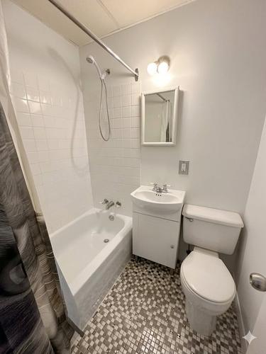 2 bedrooms apartment for rent in Sherbrooke — photo 6
