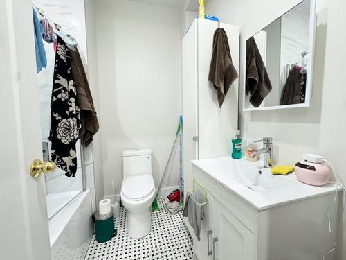 4 bedrooms apartment for rent in Montreal - Le Plateau-Mont-Royal — photo 22