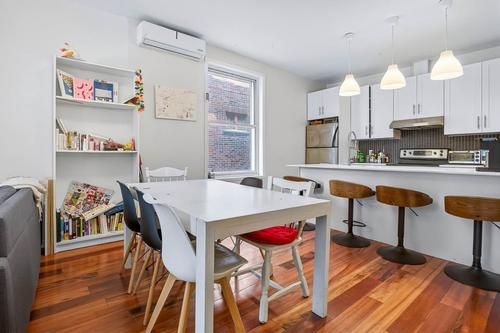 Appartement de 4 chambres à louer à Montréal — photo 2