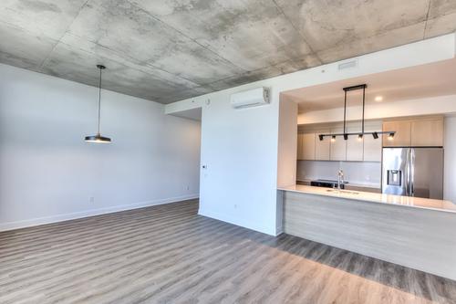 3 bedrooms apartment for rent in Laval — photo 2