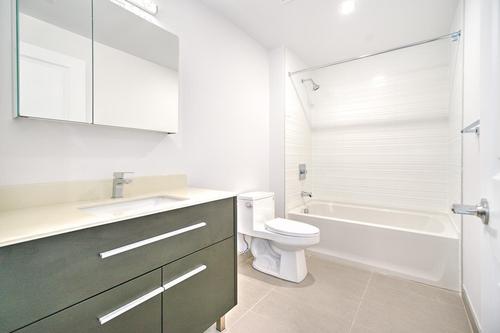 1 bedroom apartment for rent in Montreal - Ville-Marie — photo 8