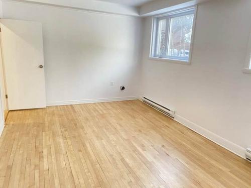 1 bedroom apartment for rent in Montreal - Saint-Laurent — photo 4