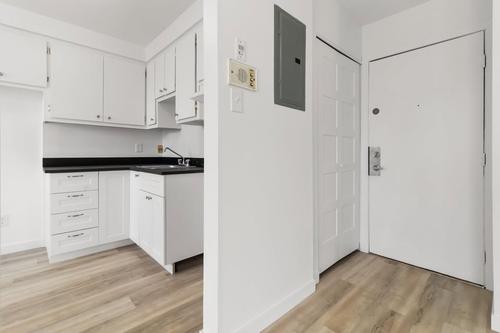 2 bedrooms apartment for rent in Laval — photo 20