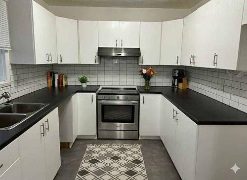 3 bedrooms apartment for rent in Sherbrooke — photo 2