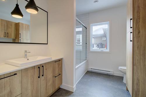 3 bedrooms apartment for rent in Sherbrooke — photo 24