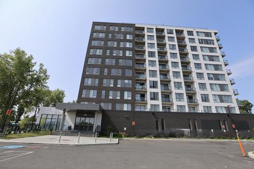 Appartement de 2 chambres à louer à Laval — photo 15