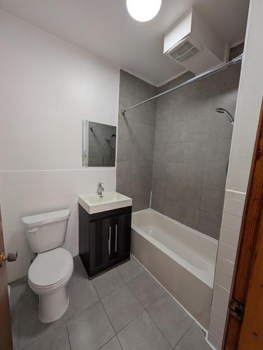 3 bedrooms apartment for rent in Sherbrooke — photo 10