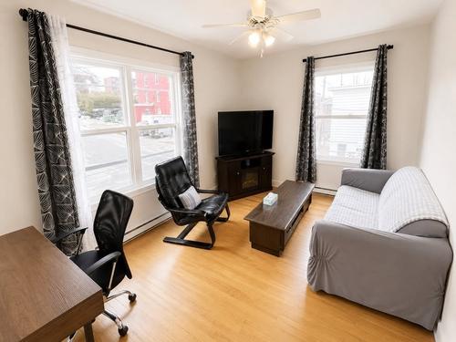 3 bedrooms apartment for rent in Sherbrooke — photo 3