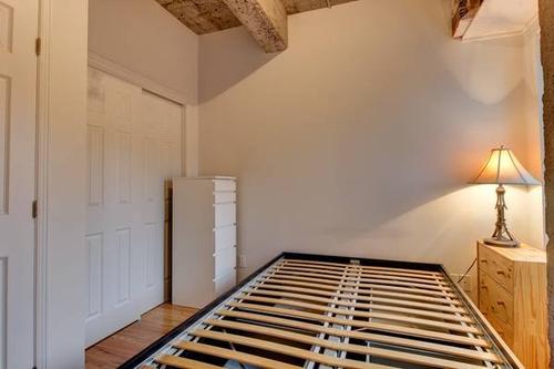 1 bedroom apartment for rent in Montreal - Ville-Marie — photo 9