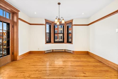 Appartement de 4 chambres à louer à Montréal — photo 4