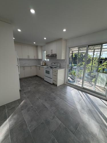 3 bedrooms apartment for rent in Laval — photo 4