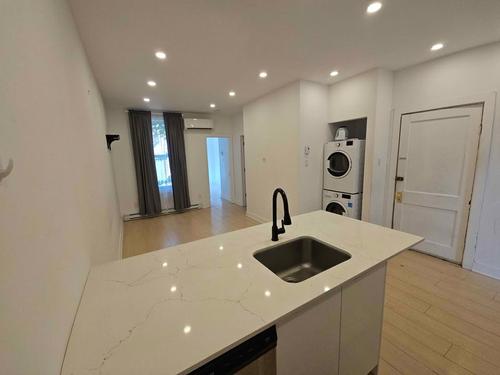2 bedrooms apartment for rent in Montreal - Le Plateau-Mont-Royal — photo 4