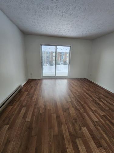 3 bedrooms apartment for rent in Sherbrooke — photo 5