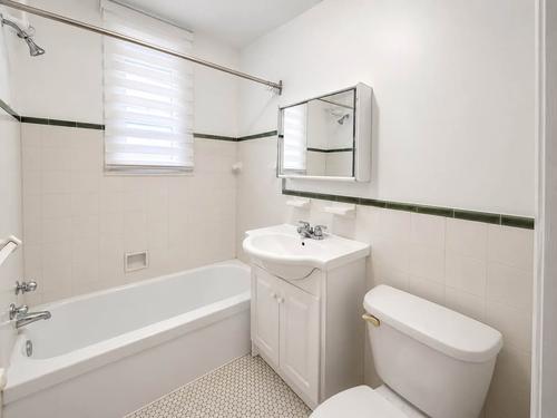 Studio for rent in Montreal - Côte-des-Neiges–Notre-Dame-de-Grâce — photo 5
