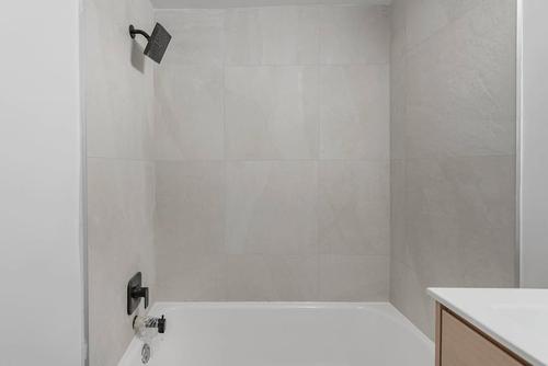 Studio for rent in Montreal - Le Plateau-Mont-Royal — photo 10