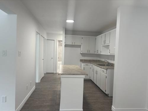 2 bedrooms apartment for rent in Sherbrooke — photo 3