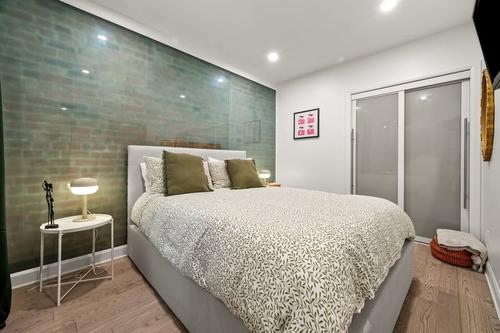 2 bedrooms apartment for rent in Montreal - Le Plateau-Mont-Royal — photo 12