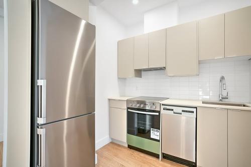 Studio for rent in Montreal - Côte-des-Neiges–Notre-Dame-de-Grâce — photo 8