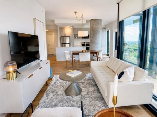 2 bedrooms apartment for rent in Montreal - Ville-Marie — photo 3
