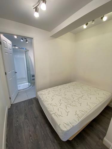 Studio for rent in Québec - La Cité-Limoilou — photo 9