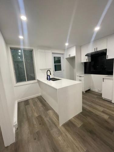 2 bedrooms apartment for rent in Montreal - Ville-Marie — photo 2