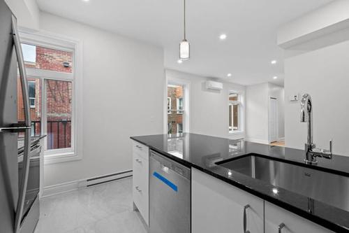 2 bedrooms apartment for rent in Montreal - Le Plateau-Mont-Royal — photo 6