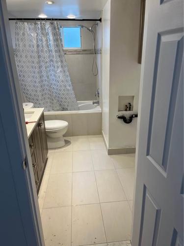 4 bedrooms apartment for rent in Laval — photo 7