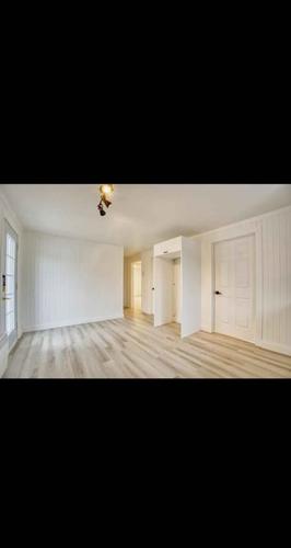 2 bedrooms apartment for rent in Sherbrooke — photo 4