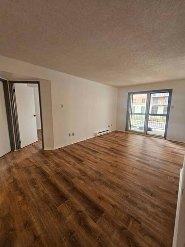 2 bedrooms apartment for rent in Laval — photo 15