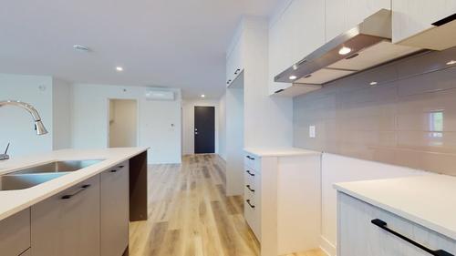 2 bedrooms apartment for rent in Laval — photo 5