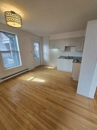2 bedrooms apartment for rent in Sherbrooke — photo 4