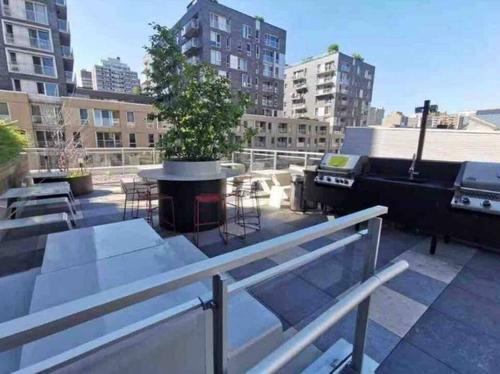 2 bedrooms apartment for rent in Montreal - Ville-Marie — photo 6