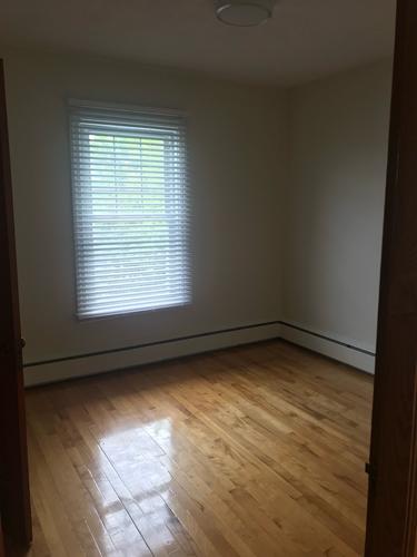 2 bedrooms apartment for rent in Sherbrooke — photo 3