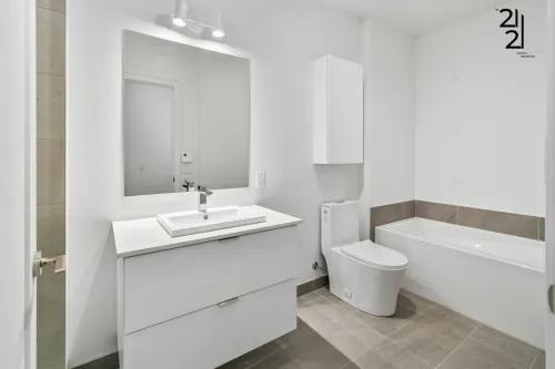 2 bedrooms apartment for rent in Montreal - Ville-Marie — photo 2