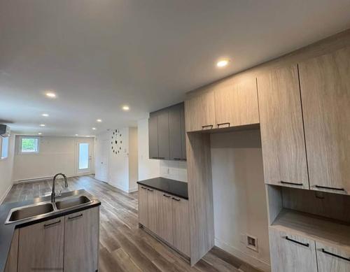 Appartement de 3 chambres à louer à Longueuil — photo 2