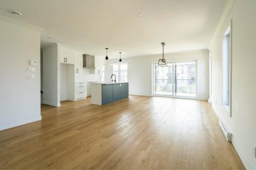 3 bedrooms apartment for rent in Sherbrooke — photo 3