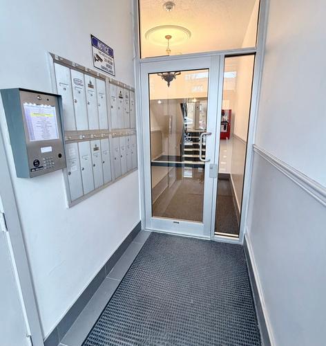 2 bedrooms apartment for rent in Laval — photo 2
