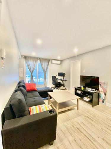 3 bedrooms apartment for rent in Laval — photo 4
