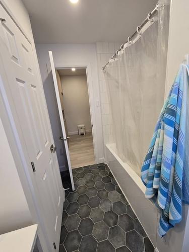 2 bedrooms apartment for rent in Sherbrooke — photo 6