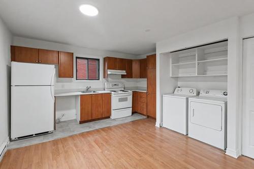 2 bedrooms apartment for rent in Laval — photo 2