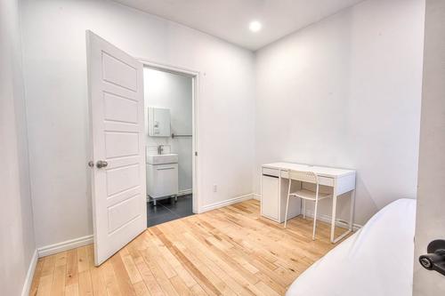 4 bedrooms apartment for rent in Montreal - Le Plateau-Mont-Royal — photo 19