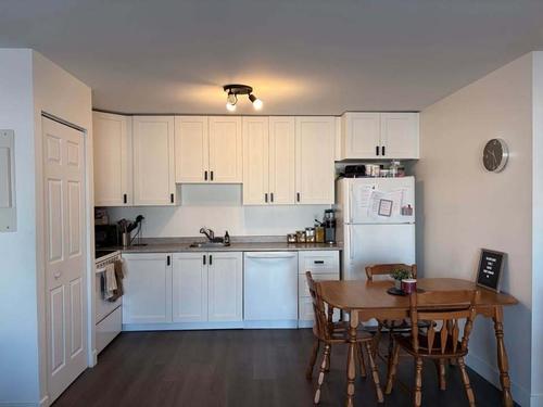 3 bedrooms apartment for rent in Sherbrooke — photo 2