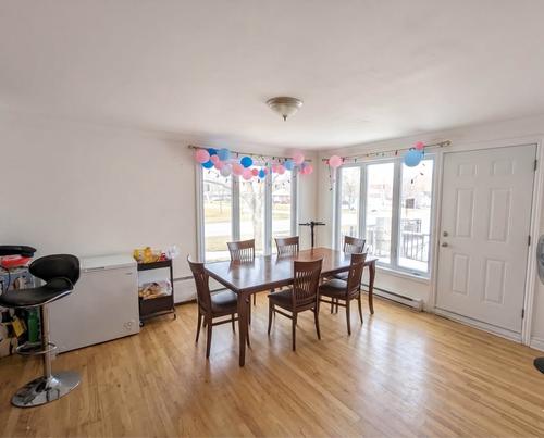 4 bedrooms apartment for rent in Laval — photo 2
