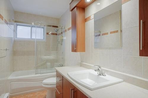 3 bedrooms apartment for rent in Laval — photo 9