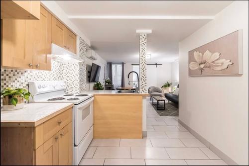 5 bedrooms apartment for rent in Montreal - Ville-Marie — photo 4