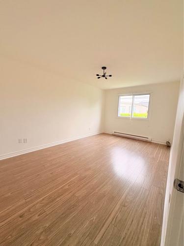 Appartement de 3 chambres à louer à Laval — photo 10
