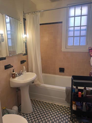 5 bedrooms apartment for rent in Montreal - Côte-des-Neiges–Notre-Dame-de-Grâce — photo 9