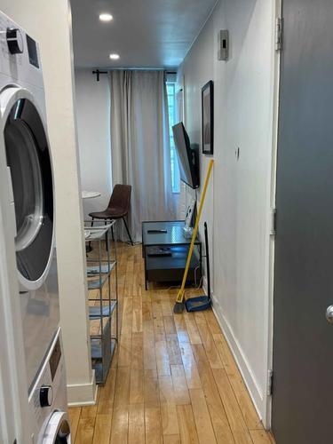 1 bedroom apartment for rent in Montreal - Ville-Marie — photo 6