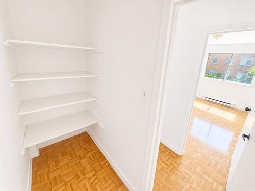 2 bedrooms apartment for rent in Laval — photo 7