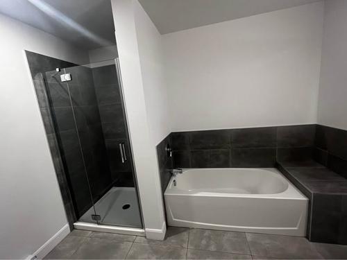 2 bedrooms apartment for rent in Laval — photo 7